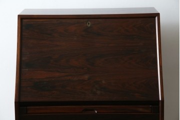 和製ヴィンテージ　美品　山品木工(YAMASHINA)　ローズウッド　上質な木目のスタイリッシュなライティングビューロー　(R-085429)