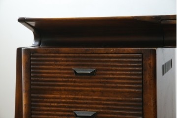 中古　美品　THEODORE ALEXANDER(セオドア・アレキサンダー)　造形美あふれる凝ったデザインの両袖机　定価推定約200万円前後　(R-085430)