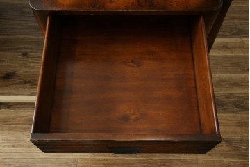 中古　美品　THEODORE ALEXANDER(セオドア・アレキサンダー)　造形美あふれる凝ったデザインの両袖机　定価推定約200万円前後　(R-085430)