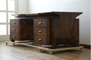 中古　美品　THEODORE ALEXANDER(セオドア・アレキサンダー)　造形美あふれる凝ったデザインの両袖机　定価推定約200万円前後　(R-085430)