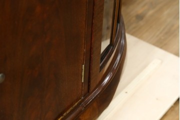 イギリスアンティーク　高級品!!　Lloyd’s Antiques(ロイズアンティークス)　マホガニー材　クラシカルなサイドバイサイドビューローブックケース　(R-085432)