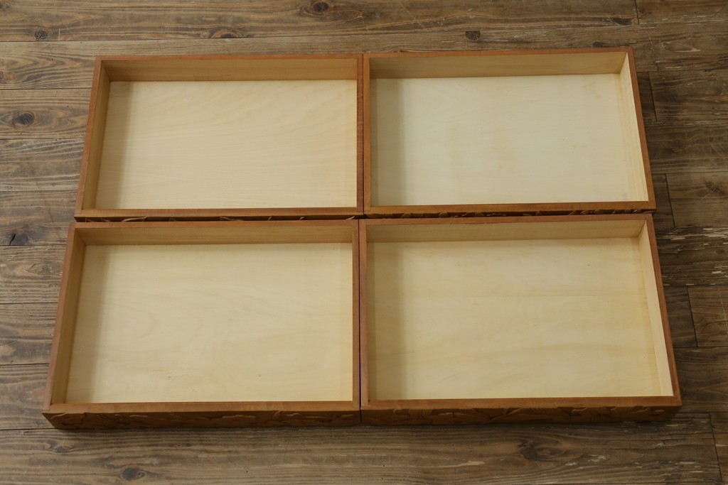 中古　美品　伝統工芸　精緻な日光彫りが圧巻の多段チェスト　(R-085434)