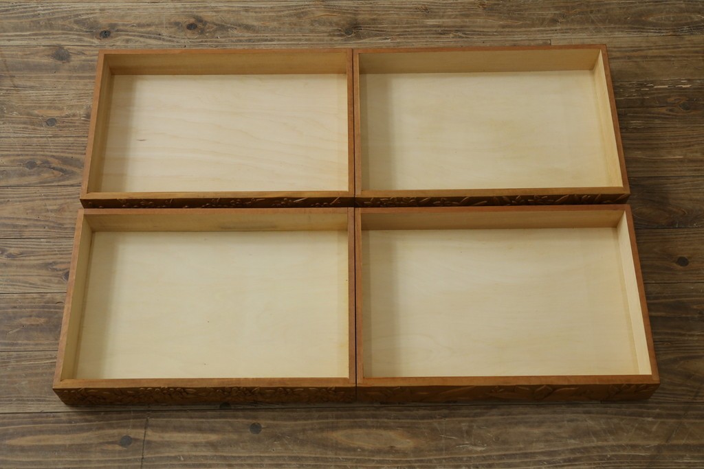 中古　美品　伝統工芸　精緻な日光彫りが圧巻の多段チェスト　(R-085434)