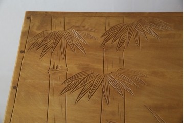 中古　美品　伝統工芸　精緻な日光彫りが圧巻の多段チェスト　(R-085434)