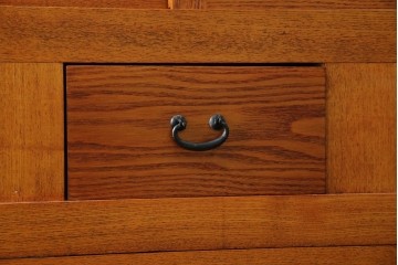 中古　超美品　上質な木味と繊細な格子細工が映える重ね水屋箪笥　(R-085435)