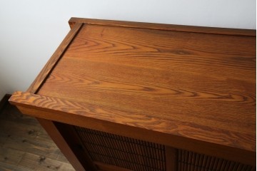 中古　超美品　上質な木味と格子細工が美しい水屋箪笥サイドボード　(R-085436)