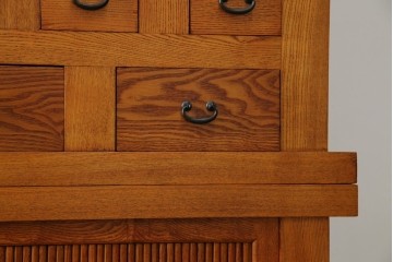 中古　超美品　上質な木味と格子細工が美しい水屋箪笥サイドボード　(R-085436)