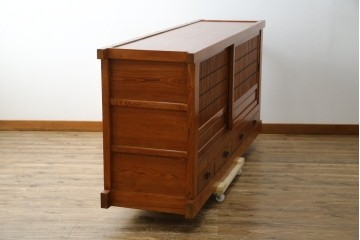 中古　超美品　緻密な格子戸と木地の風合いが美しい水屋箪笥サイドボード　(R-085437)