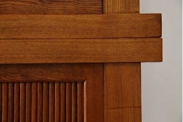 中古　超美品　緻密な格子戸と木地の風合いが美しい水屋箪笥サイドボード　(R-085437)