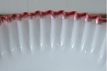 《引っ掛けシーリング式ペンダントライト加工費込み》　和製アンティーク　時代物　大正～昭和初期　赤色の波打つ縁取りが特徴のペンダントライト　(R-085438)