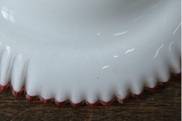 《引っ掛けシーリング式ペンダントライト加工費込み》　和製アンティーク　時代物　大正～昭和初期　赤色の波打つ縁取りが特徴のペンダントライト　(R-085438)