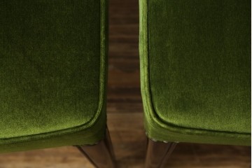 中古　美品　神戸洋家具　メープル不二屋　上品な佇まいが魅力的なダイニングチェア2脚セット　(R-085443)