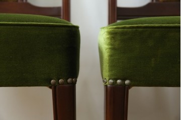 中古　美品　神戸洋家具　メープル不二屋　上品な佇まいが魅力的なダイニングチェア2脚セット　(R-085443)