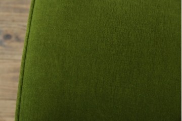 中古　美品　神戸洋家具　メープル不二屋　上品な佇まいが魅力的なダイニングチェア2脚セット　(R-085443)