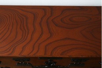 中古　美品　最高級の上手物　仙台民芸箪笥(仙台箪笥)　本漆塗り　重厚な飾り金具が映える衣装箪笥　定価約110万円　(R-085445)