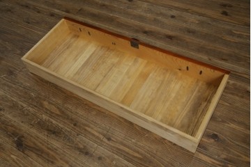 中古　美品　最高級の上手物　仙台民芸箪笥(仙台箪笥)　本漆塗り　重厚な飾り金具が映える衣装箪笥　定価約110万円　(R-085445)