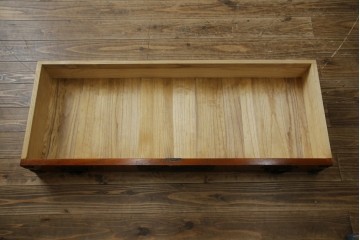 中古　美品　最高級の上手物　仙台民芸箪笥(仙台箪笥)　本漆塗り　重厚な飾り金具が映える衣装箪笥　定価約110万円　(R-085445)