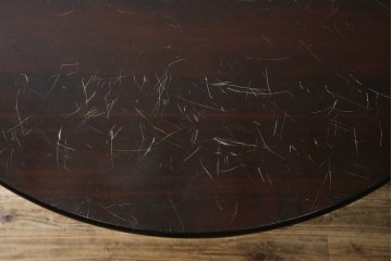 中古　松本民芸家具　挽物脚が生む安定感のあるデザインのF型ラウンドテーブル　(R-085446)