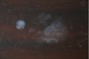 中古　松本民芸家具　挽物脚が生む安定感のあるデザインのF型ラウンドテーブル　(R-085446)