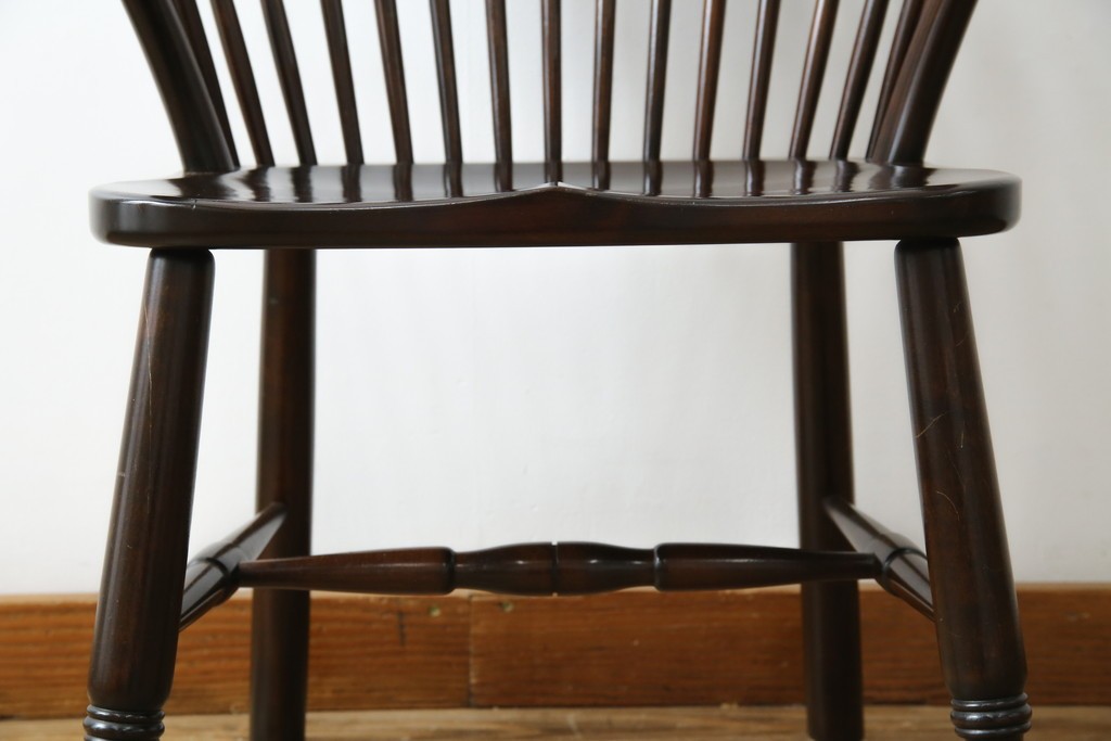 中古　美品　松本民芸家具　509C型　背もたれからアームへと連なる曲線が美しいウィンザーチェア　定価約17万円　(R-085447)