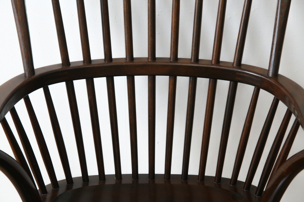 中古　美品　松本民芸家具　509C型　背もたれからアームへと連なる曲線が美しいウィンザーチェア　定価約17万円　(R-085447)