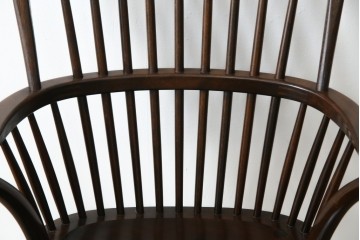 中古　美品　松本民芸家具　509C型　背もたれからアームへと連なる曲線が美しいウィンザーチェア　定価約17万円　(R-085447)