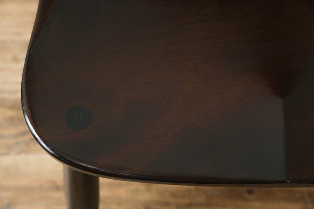 中古　美品　松本民芸家具　509C型　背もたれからアームへと連なる曲線が美しいウィンザーチェア　定価約17万円　(R-085447)