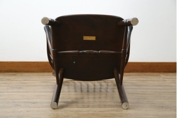 中古　美品　松本民芸家具　509C型　背もたれからアームへと連なる曲線が美しいウィンザーチェア　定価約17万円　(R-085447)