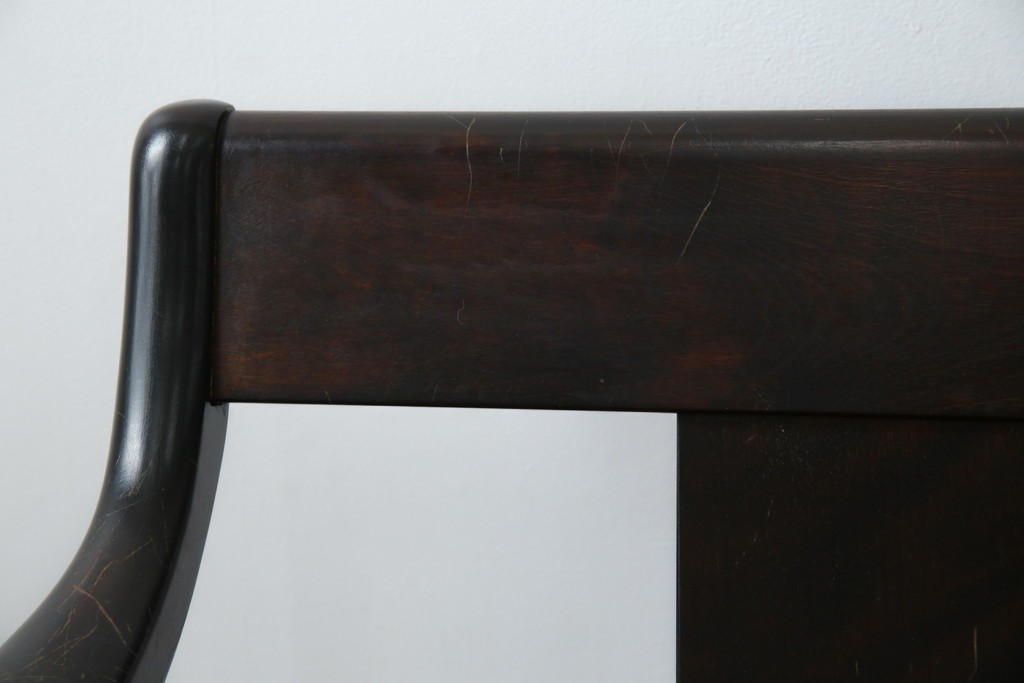 中古　松本民芸家具　#77型曲肘イスIII　なめらかな曲肘と直線的な背板の対比が美しい3人掛けソファ　定価約40万円　(R-085448)