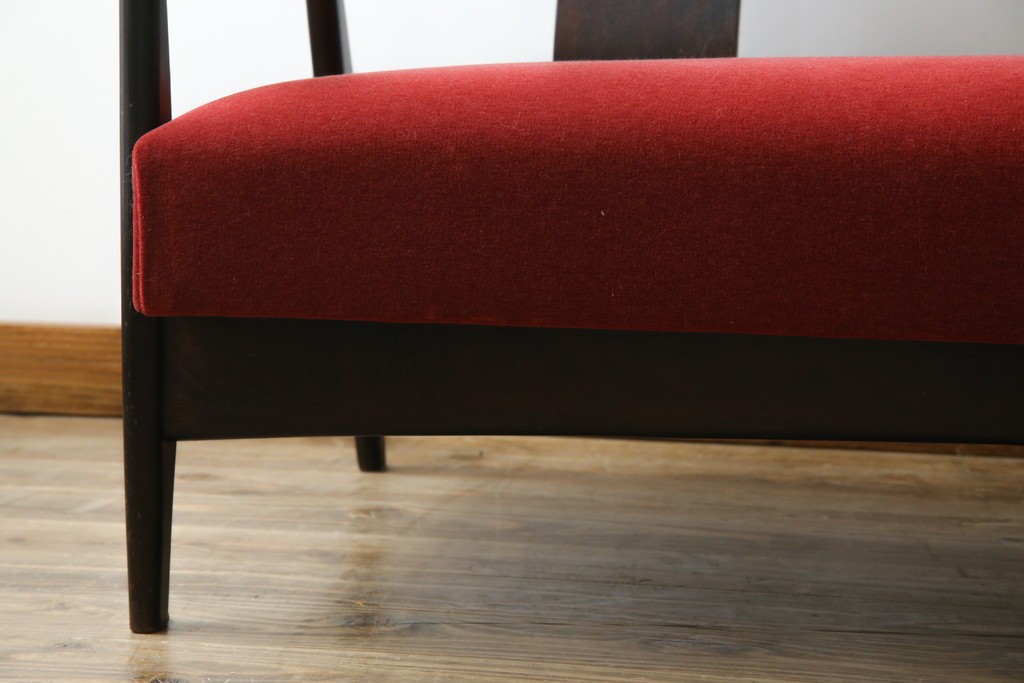 中古　松本民芸家具　#77型曲肘イスIII　なめらかな曲肘と直線的な背板の対比が美しい3人掛けソファ　定価約40万円　(R-085448)