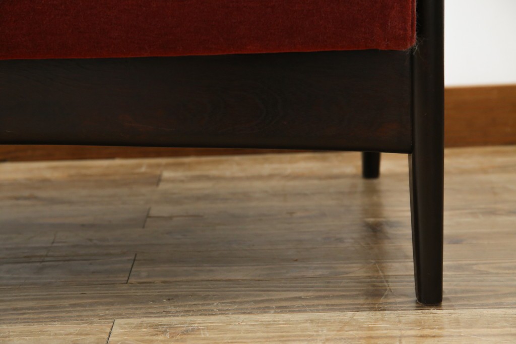 中古　松本民芸家具　#77型曲肘イスIII　なめらかな曲肘と直線的な背板の対比が美しい3人掛けソファ　定価約40万円　(R-085448)