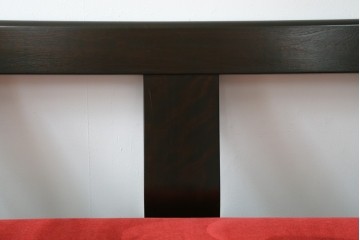 中古　松本民芸家具　#77型曲肘イスIII　なめらかな曲肘と直線的な背板の対比が美しい長椅子　定価約40万円　(R-085448)