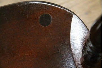 中古　美品　松本民芸家具　#91型　重厚感と品格を備えたキャプテンチェア　定価約13万円　(R-085449)