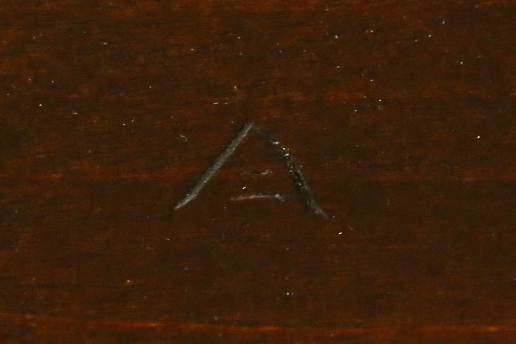 中古　美品　松本民芸家具　#91型　重厚感と品格を備えたキャプテンチェア　定価約13万円　(R-085449)