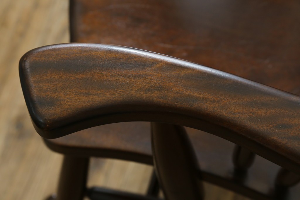 中古　美品　松本民芸家具　J型　くつろぎの時間にぴったりなロッキングチェア　定価約24万円　(R-085450)