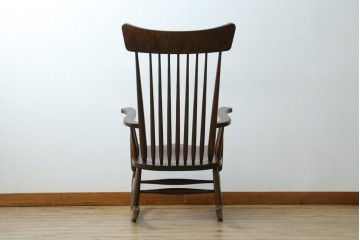 中古　美品　松本民芸家具　J型　くつろぎの時間にぴったりなロッキングチェア　定価約24万円　(R-085450)