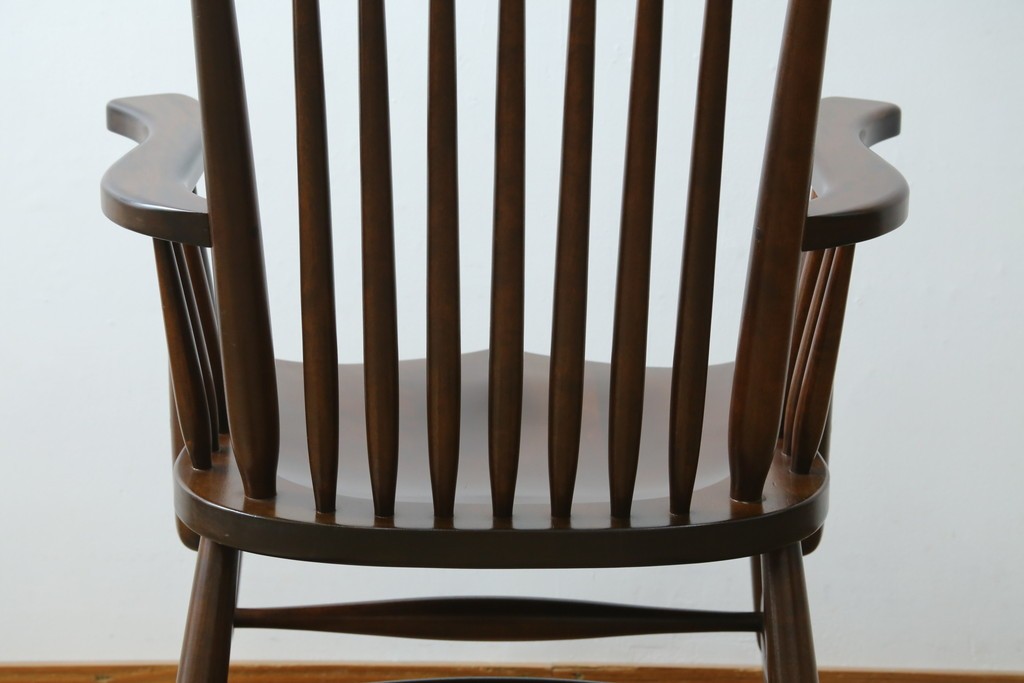 中古　美品　松本民芸家具　J型　くつろぎの時間にぴったりなロッキングチェア　定価約24万円　(R-085450)