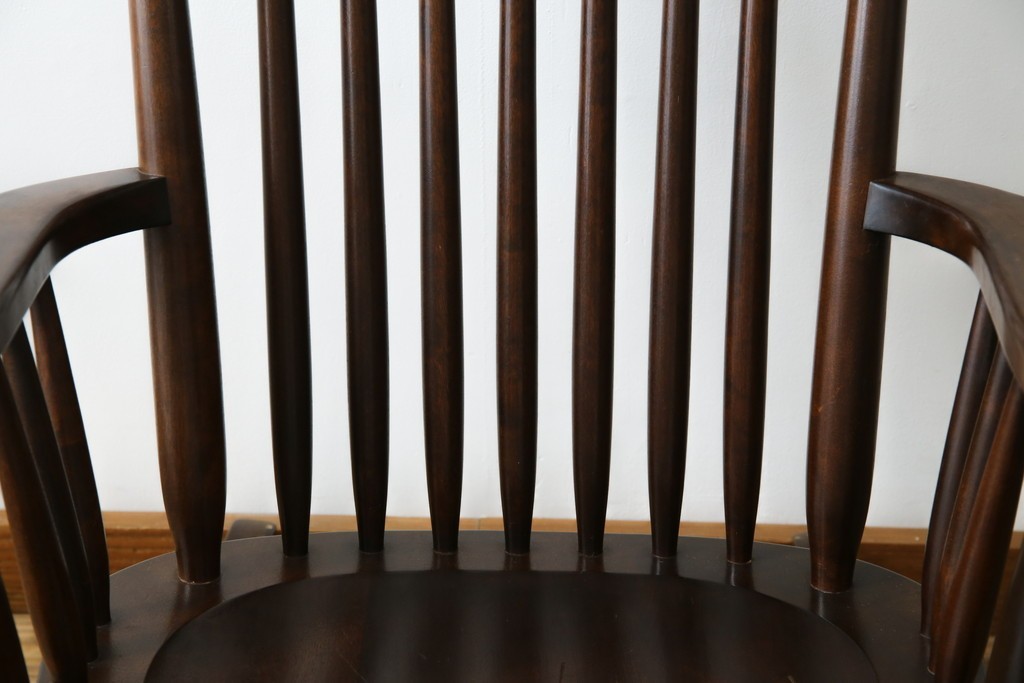 中古　美品　松本民芸家具　J型　くつろぎの時間にぴったりなロッキングチェア　定価約24万円　(R-085450)