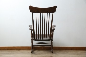 中古　美品　松本民芸家具　J型　くつろぎの時間にぴったりなロッキングチェア　定価約24万円　(R-085450)