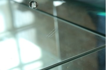 中古　美品!!　希少!!　イタリア高級家具　アルド・トゥーラ(ALDO TURA)　仔山羊革張り　独特の質感が際立つキャビネット　(R-085451)