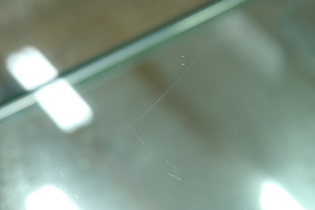 中古　美品!!　希少!!　イタリア高級家具　アルド・トゥーラ(ALDO TURA)　仔山羊革張り　独特の質感が際立つキャビネット　(R-085451)