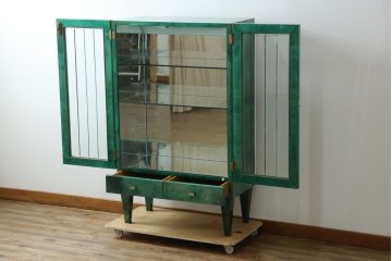 中古　美品!!　希少!!　イタリア高級家具　アルド・トゥーラ(ALDO TURA)　仔山羊革張り　独特の質感が際立つキャビネット　(R-085451)