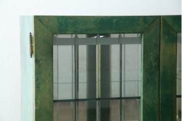 中古　美品!!　希少!!　イタリア高級家具　アルド・トゥーラ(ALDO TURA)　仔山羊革張り　独特の質感が際立つキャビネット　(R-085451)