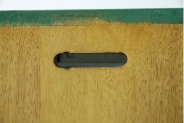 中古　美品!!　希少!!　イタリア高級家具　アルド・トゥーラ(ALDO TURA)　仔山羊革張り　独特の質感が際立つキャビネット　(R-085451)