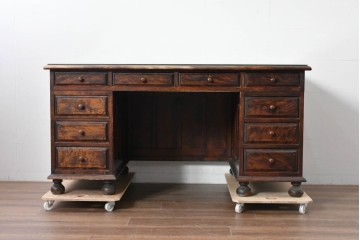 和製ヴィンテージ　松本民芸家具　クラシックな美を纏う重厚な佇まいのG型両袖机　定価約80万円相当　(R-085452)