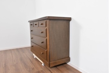 中古　超美品　KASHIWA(柏木工)　WILDERNESS(ウィルダネス)　ナラ材　温かみのある意匠のチェスト　定価約33万円相当　(R-085454)