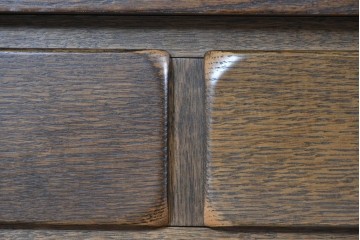 中古　超美品　KASHIWA(柏木工)　WILDERNESS(ウィルダネス)　ナラ材　温かみのある意匠のチェスト　定価約33万円相当　(R-085454)