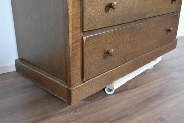 中古　超美品　KASHIWA(柏木工)　WILDERNESS(ウィルダネス)　ナラ材　温かみのある意匠のチェスト　定価約33万円相当　(R-085454)