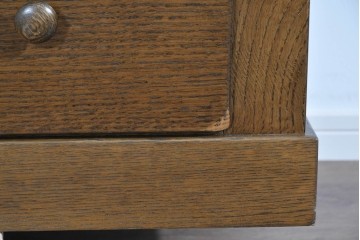 中古　超美品　KASHIWA(柏木工)　WILDERNESS(ウィルダネス)　ナラ材　温かみのある意匠のチェスト　定価約33万円相当　(R-085454)