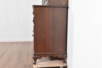 中古　美品　ETHAN ALLEN(イーセンアーレン)　クラシカルな意匠のガラス扉キャビネット　(R-085457)